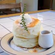【沖縄 浦添】Cocoroar CAFE（ココロアカフェ）メープルバターパンケーキ