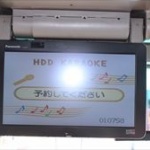 修学旅行バス内 陽キャ｢カラオケあるし一人ずつ歌おうぜ｣ぼっち僕｢(嘘だろ…？)｣ 	