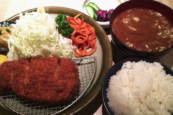 美味しいご飯のメモリー 高田馬場駅