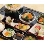 元女子大生「就活中、食事の誘いを断り、不採用になった」と提訴