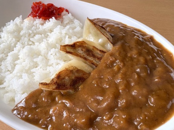 【宝塚市 餃子×カレー】山本駅チカ『ぎょうざの桂』で、餃子とカレーの意外なコラボ衝撃体験レポ！