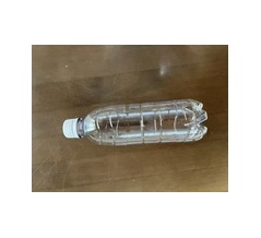 ペットボトルで風車を作り菜園に設置！