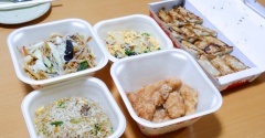 お盆の最中の食卓は「餃子の王将」「初めてのかつや」&「ナポリタン：