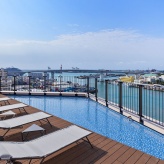海の玄関口が旅の目的地になる。那覇・泊港「サウスゲートホテル沖縄」がオープン！