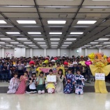 『[イコラブ] 瀧脇笙古「生誕祭 ありがとうございました、たくさんのフラワースタンド、プレゼント、みなさんからのメッセージカードとっても嬉しいです…」【個別握手会】』の画像
