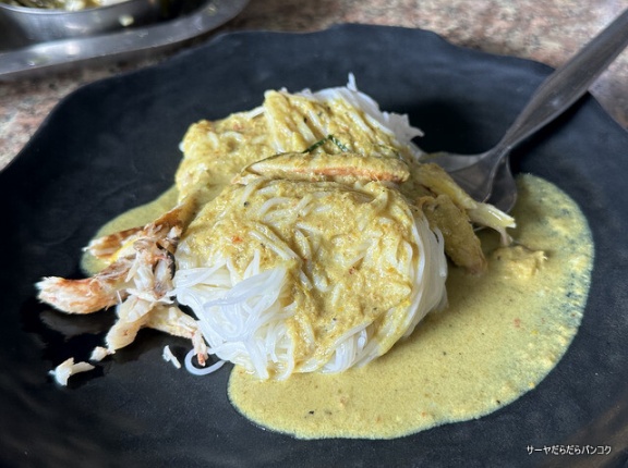 【ムアンコーン　Khanom Jeen Muang Khon】　at　Phanomyong Road　～創業48年！老舗店の南部本気カノムジーン～