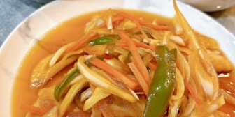 【ななし】みあち「【旦那募集】鶏の南蛮漬け作れます」→『きのこあるか?』『えのき入っとるわ』『いや細い玉ねぎやろ』