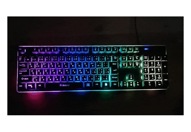 ゲーミングPC、なぜ光るのか誰も説明出来ない