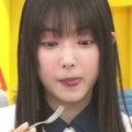 大園玲の舌出し