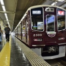 HM付き阪急２３００系。