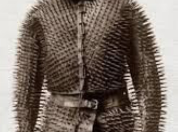 19世紀ロシアの熊狩り用防護服wwwwwwwww