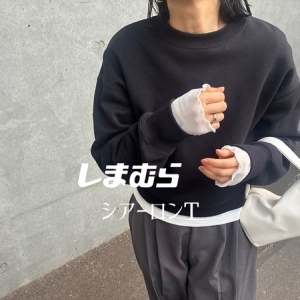 ユニクロの「コットンオーバーサイズハイネックセーター」の使用感