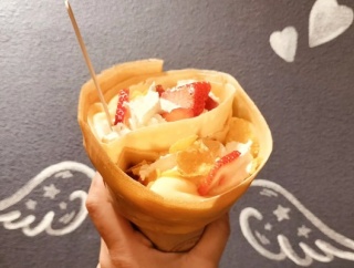 「究極の生クリームクレープ専門店 CINQ MINUTES イオン春日井店」が11月27日オープン予定（春日井市柏井町）