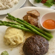 Meat Tanabeの山形牛100%ハンバーグで〆まで美味しいごちそうプレート【PR】