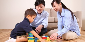 子供たち「お父さんと遊ぶのが楽しい！」　私（遊びのハードル上げすぎて私には無理…モヤモヤする…）