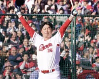 新井貴浩「もし私が1本でも本塁打を打てたら来年金本さんバッティングコーチとしてお願いしたい」