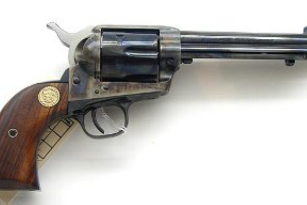 コルト S A A ピースメーカー Colt S A A 銃ブログ Trigger Happy