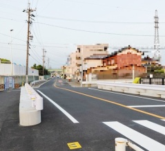 工事のため長期間に渡り通行止となっていた味岡小学校前の「法印橋」が開通。5月16日から（小牧市小松寺）