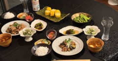 豚こま茄子甘辛味炒めの夜ごはん&タイムセールで1,000円のラッシュガード