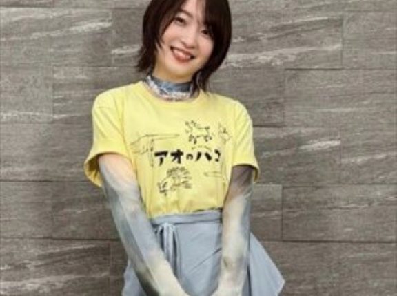 上田麗奈さん、やはり痩せていた！？　細い太ももを披露！！