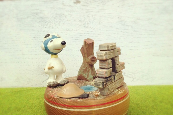 The Old Snoopy Collection スヌーピーオルゴール