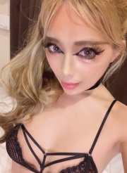 this Osaka Escort girl really sexy and erotic