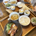 おしゃべりが弾むおしゃれな予約必須カフェ「カフェダイニングRECOBA（レコバ）」