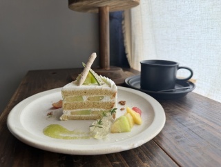 【中崎町】メロンケーキがおいしすぎ　～ニチ ニチ ベイク（nichi nichi BAKE）