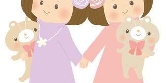 双子の娘がいつも競い合っている…