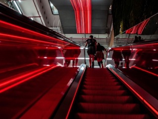 【画像】東京都民さん、エスカレーターの片側だけに大行列ｗｗｗｗｗ