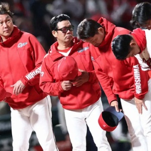 広島】新井貴浩×石井琢朗×シーボルの「伝説の背番号25ユニフォーム