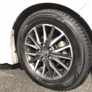 スタッドレスタイヤの残り溝をチェックして、買い換え時期を考えてみました。