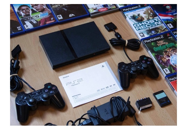 ゲームDL版買う奴って何なの？売れない、容量喰う、部屋に飾れない、遊ぶ権利を買うだけ