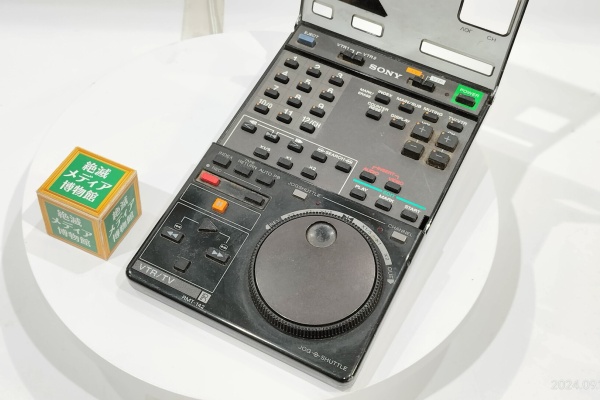 ビデオレコーダー HDD/DVD/VHS】ダビングOK!! RD-XV44 東芝 T0SHIBA HDD/DVD/VHS一