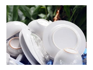 嫁(年収700)「家事の比重が私に傾いてるんだけど」俺(年収500)「仕事のハードさは俺のが上！少し多めに家事してくれてもいいだろ？」嫁「そうか…」→結果…