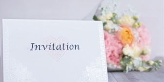 友達の結婚式に招待された。→嫁とケンカした。→嫁「明日の結婚式は行ってやらない」→報告者がプリプリして勝手に悪い方に解釈