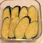 レンジで重ねて簡単ヘルシー！夏野菜と豚肉の重ね蒸し♪ごまみそだれ