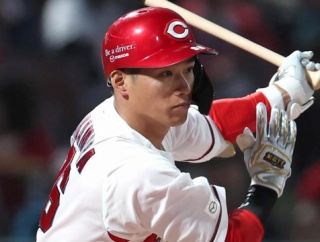 カープ中村奨成、今季初のスタメン落ち。打率.192 0本 0点と苦戦