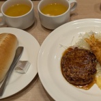 ランチ　食べ歩き