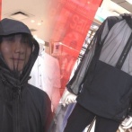 【画像】『着る虫よけ』、爆売れ