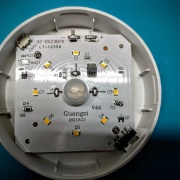 丸型8LED人感ナイトライトの分解