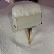 長靴が埋もれるほどの大雪です