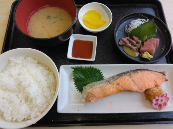 外国人「日本食は味気ないと言われるけど本当にそうなのか？」