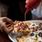 外国人「ピザにケチャップみたいな犯罪的な食習慣ってある？」