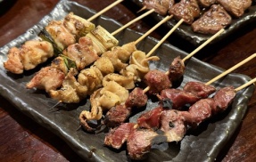 【大阪・難波】なんば楽座の人気焼鳥店「阿鳥」へ！焼き鳥とビールを堪能してきた！