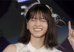 【乃木坂46】なぁちゃんの「クシャッとした笑顔」って最高に可愛いよなｗ ※画像あり