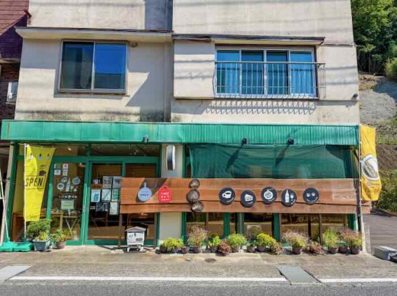 南伊豆町　しいの木やま　〈地元民に愛されている店〉