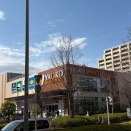 やっと行けたのよ。ヤオコーの南北政策の要となる新店「杉並桃井店」に。北に比べりゃ狭いというけど、お魚のバリエっぷりとか、お惣菜の破壊力はすごいぞ！