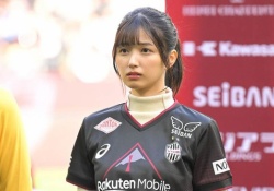 【悲報】乃木坂46さん、チビすぎる