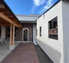 石川県金沢市田上本町にクロワッサンカフェ『下町の時計台 街角クロワッサン ベーカリーカフェ 田上店』がオープンするらしい。